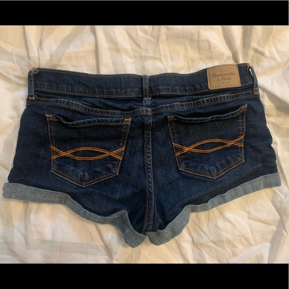 A&F Denim Short Shorts - Picture 2 of 6